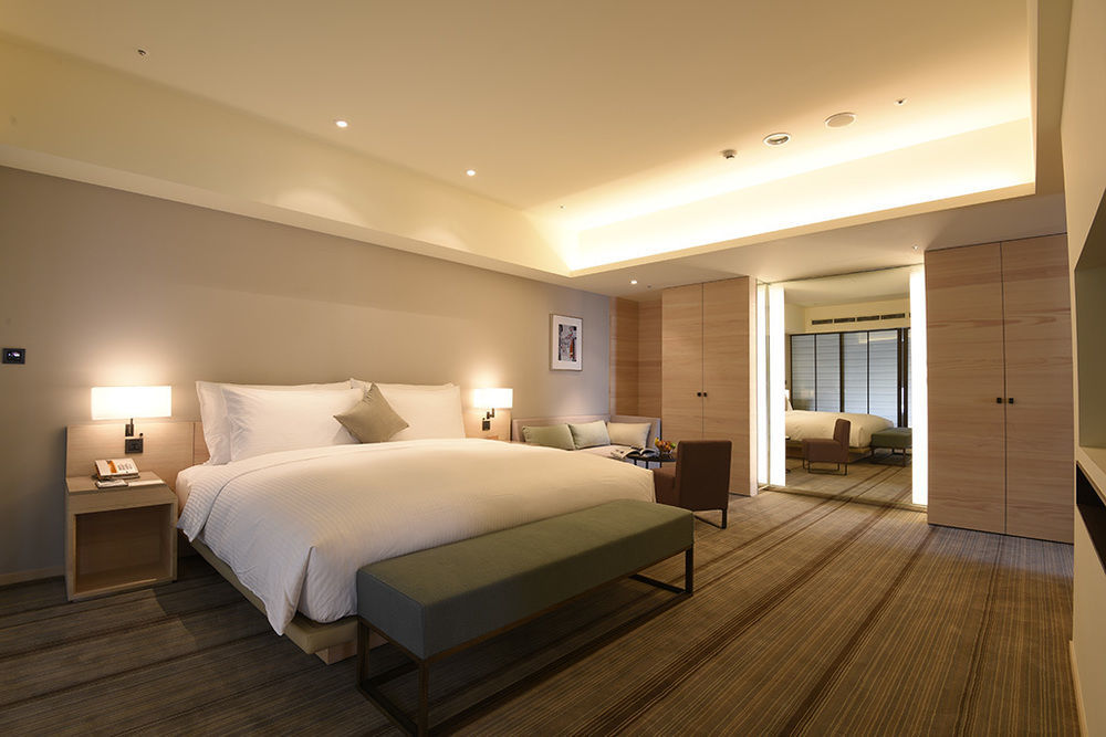Hotel Cozzi Ximen Tainan Exterior foto